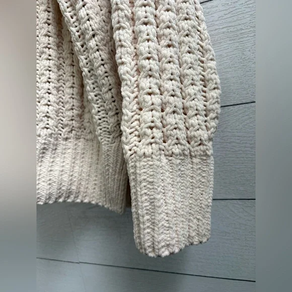 Aerie Cable Car Quarter Zip Oversized Chenille Sweater Cream Size M - Picture 11 of 14